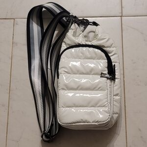 NWT WanderFull Crossbody HydroBag Stylish Puffer Tote for Water Bottle